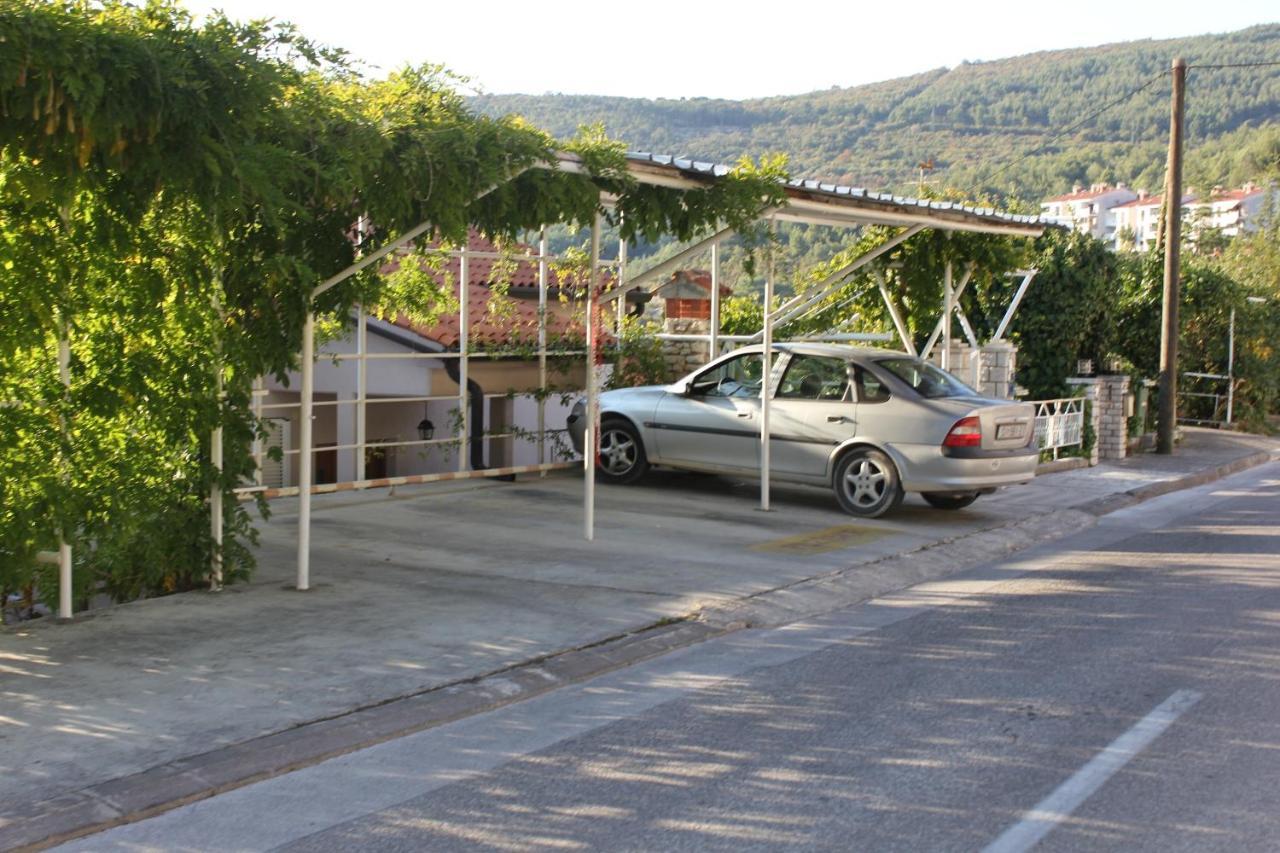 Apartments With A Parking Space Rabac, Labin - 7410 Eksteriør bilde